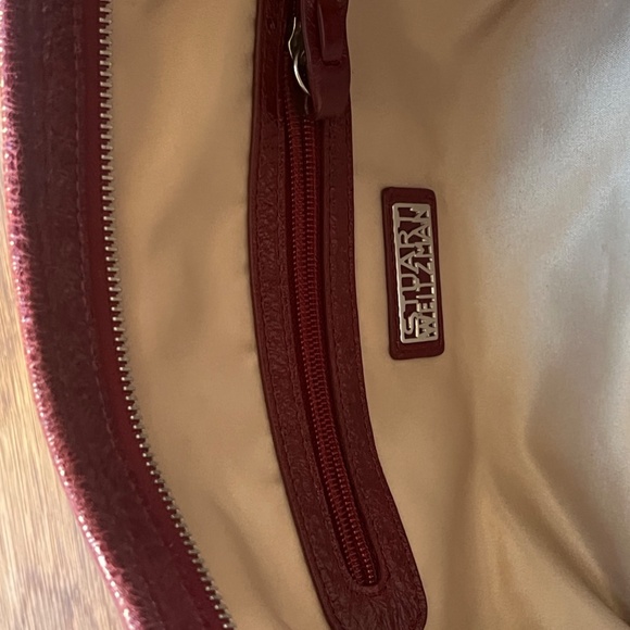 Stuart Weitzman Elegant Burgundy Leather Shoulder Bag - Picture 4 of 6